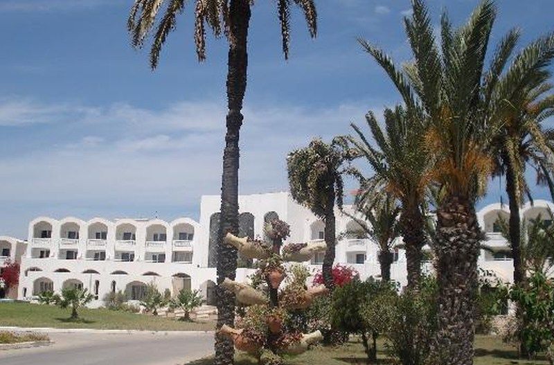 Hotel Kuriat Palace Monastyr Zewnętrze zdjęcie